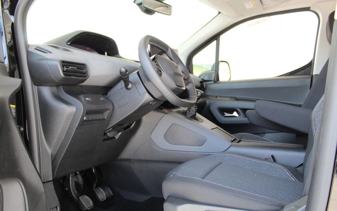 Peugeot Rifter cena 134500 przebieg: 10, rok produkcji 2024 z Żyrardów małe 46